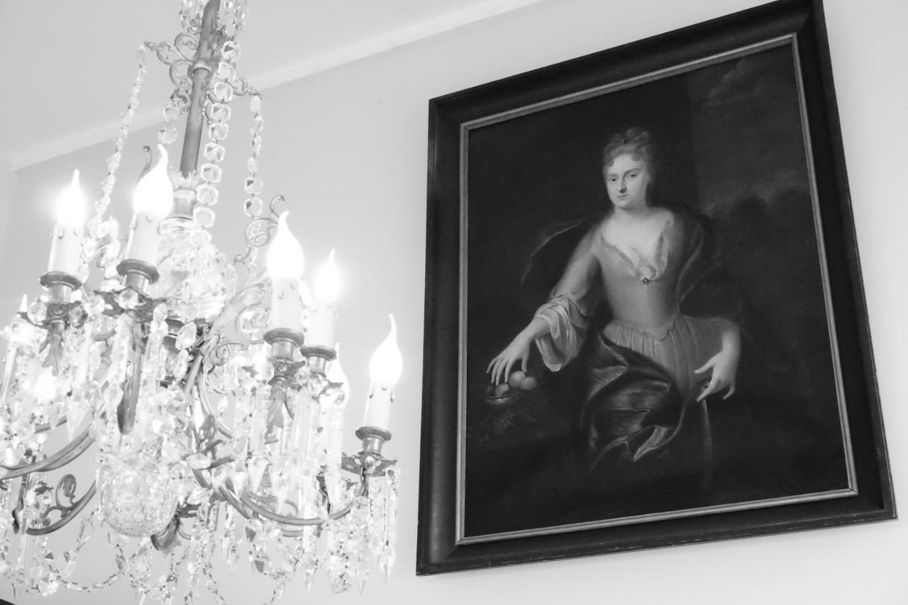Manoir De La Comtesse Lägenhet Chailly-en-Biere Exteriör bild